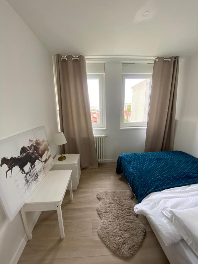 Grand Appartement Courbevoie Paris 外观 照片