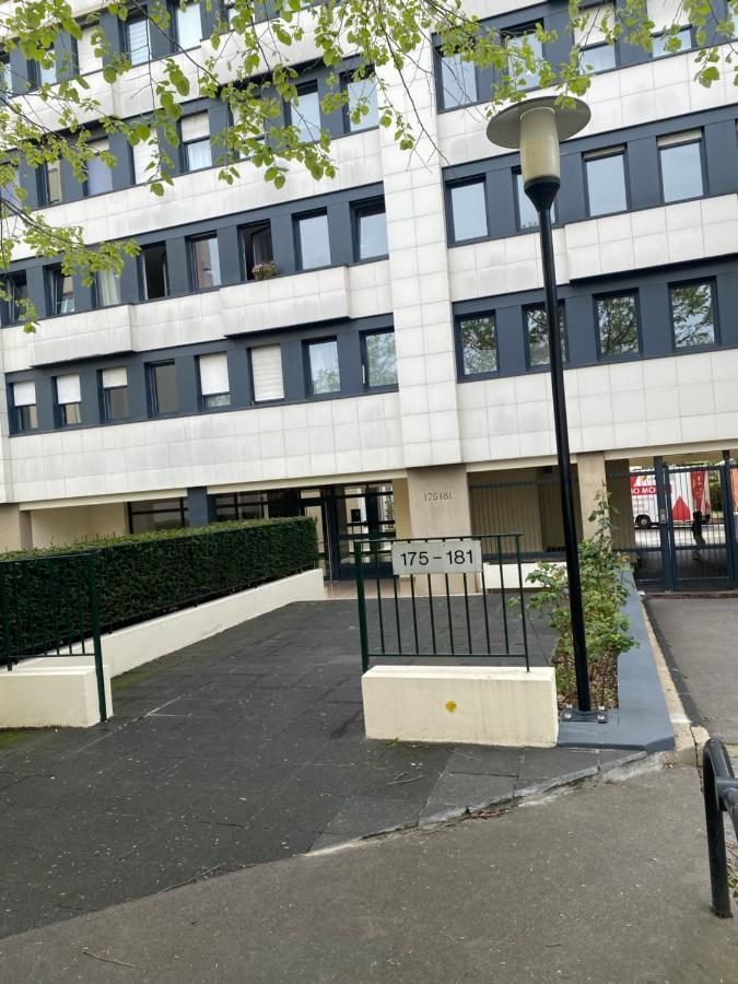 Grand Appartement Courbevoie Paris 外观 照片